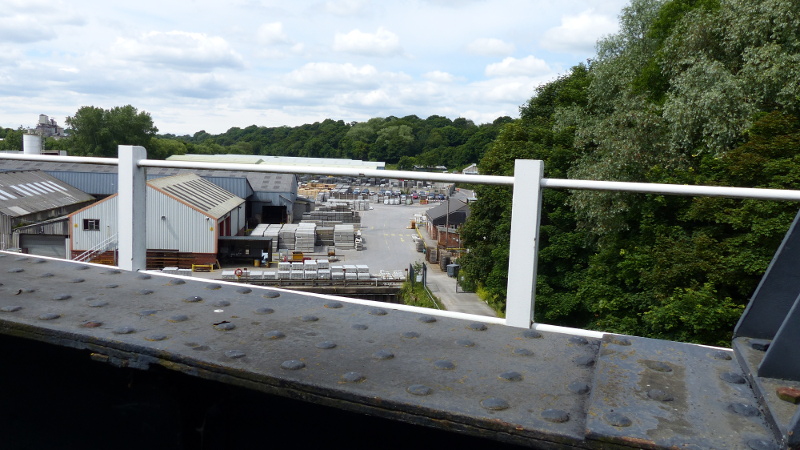 boatlift photo