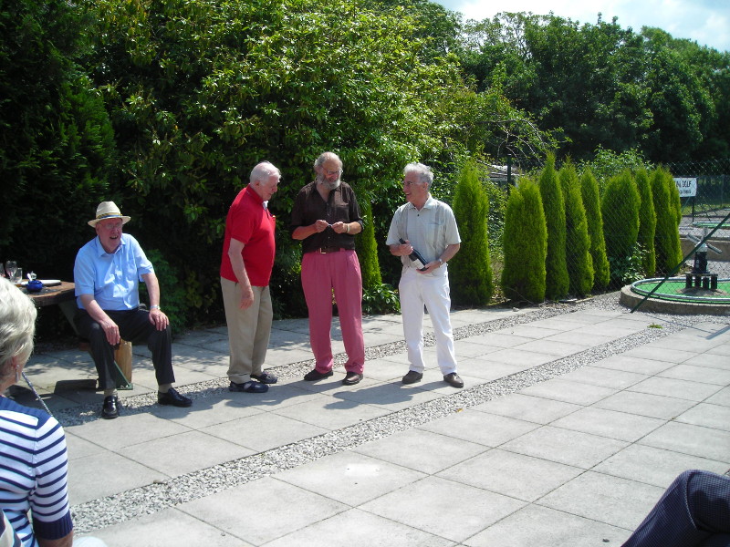 Crazy Golf photo